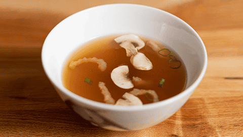 Benihana hibachi onion soup with mushrooms green onions and fried onions