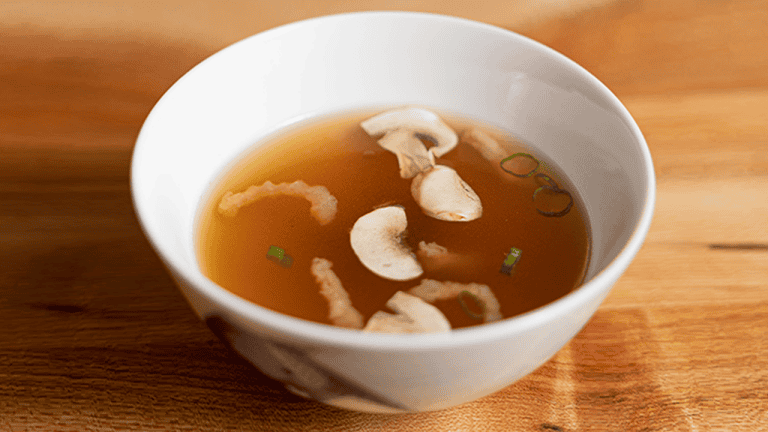 Benihana hibachi onion soup with mushrooms green onions and fried onions