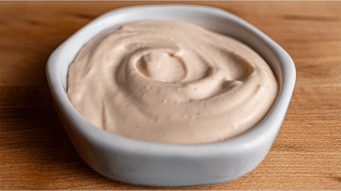 Benihana yum yum sauce in a dipping bowl